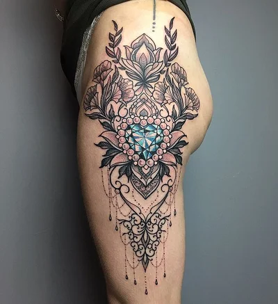 Maxine Lee tattoo 030