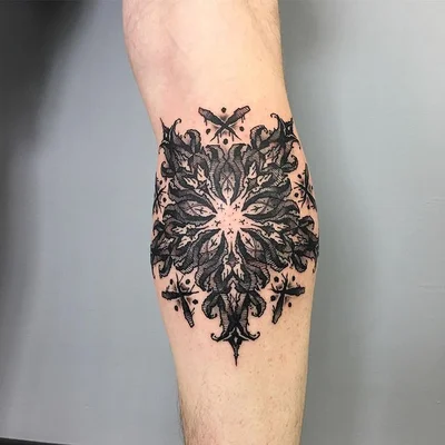Maxine Lee tattoo 031