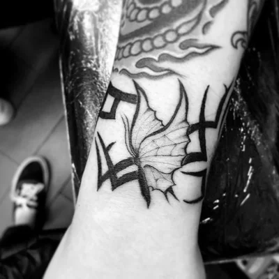 Cherry Bi tattoo 024