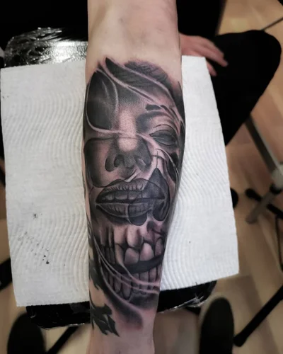Greg Roberts tattoo 026
