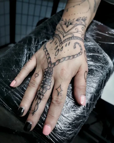 Greg Roberts tattoo 028