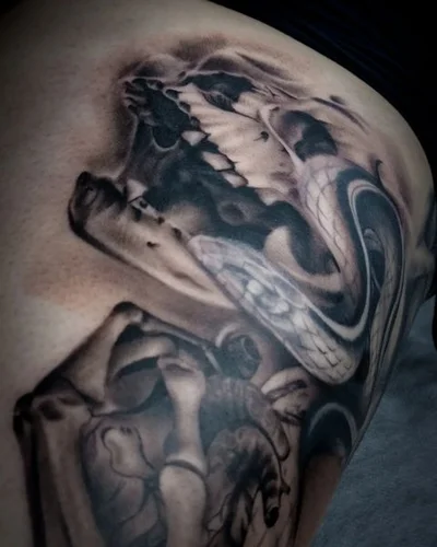 Greg Roberts tattoo 040