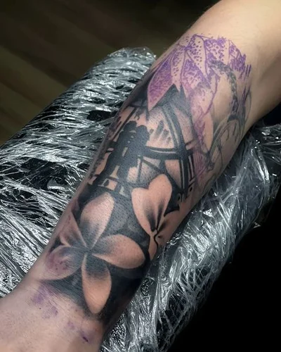 Greg Roberts tattoo 048