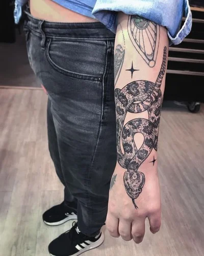 Jessie Violet Van Herring tattoo 036