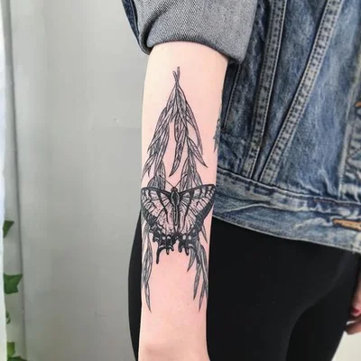 Jessie Violet Van Herring tattoo 038