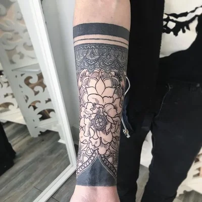 Jessie Violet Van Herring tattoo 039