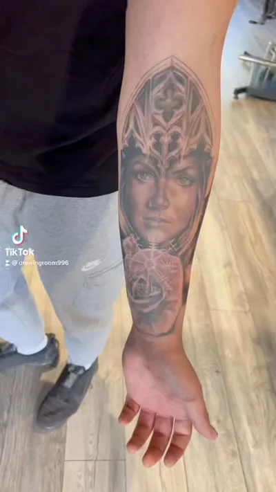 Scott Laidlaw tattoo 038