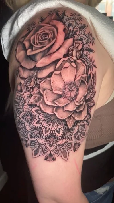 Elva Stefanie tattoo 027