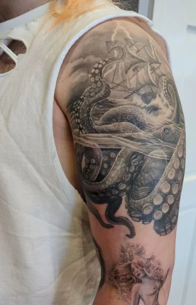 Dean Kerr tattoo 007
