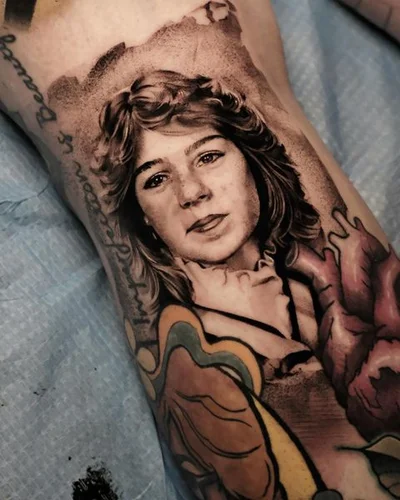 Mattias Legendstatus tattoo 017