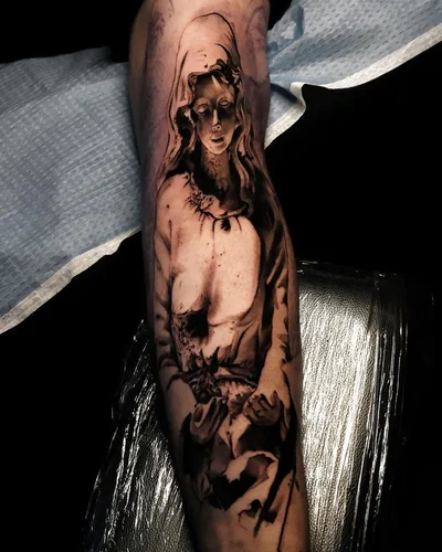 Mattias Legendstatus tattoo 024