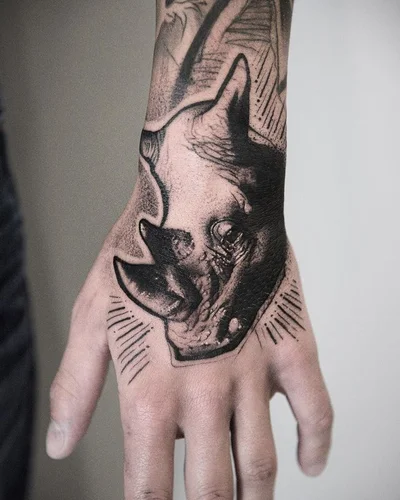 Mattias Legendstatus tattoo 036