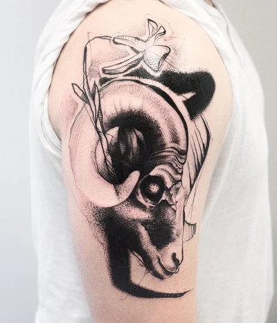 Mattias Legendstatus tattoo 048