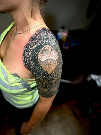 Zac Adams tattoo 007