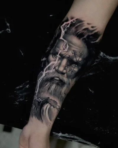 Theo Descending tattoo 028