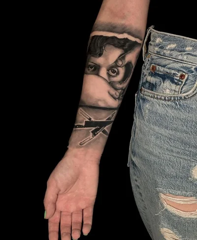 Theo Descending tattoo 036