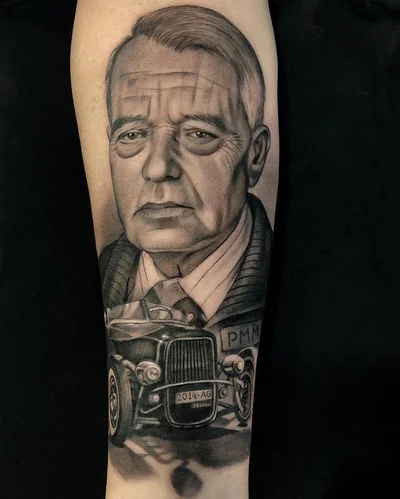Miguel Canseco tattoo 010