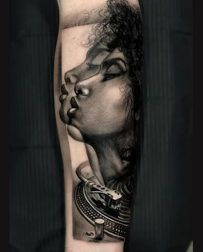 Miguel Canseco tattoo 013