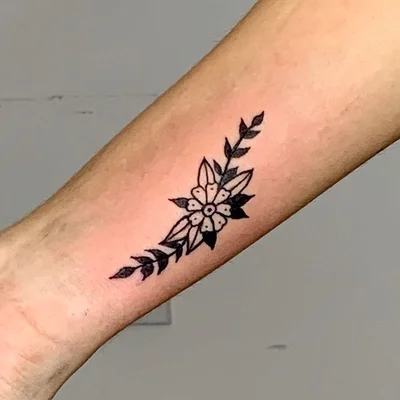 Autumn Armstrong tattoo 033