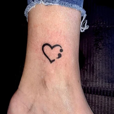 Autumn Armstrong tattoo 040