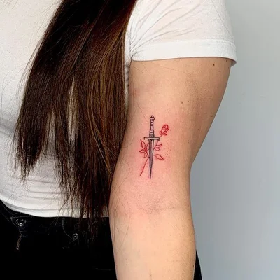 Autumn Armstrong tattoo 047