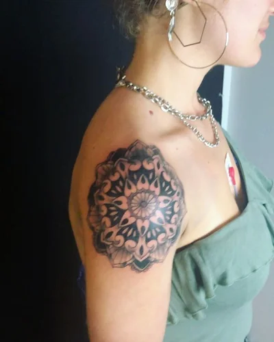 Pencil Montana tattoo 022