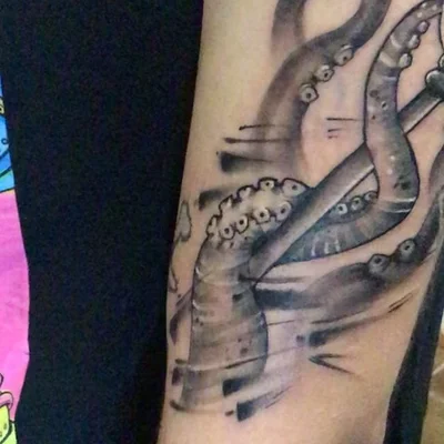 Kayla Brown tattoo 017
