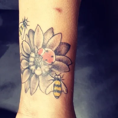 Kayla Brown tattoo 048
