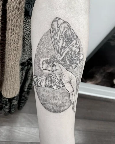 Rowan Starr tattoo 011