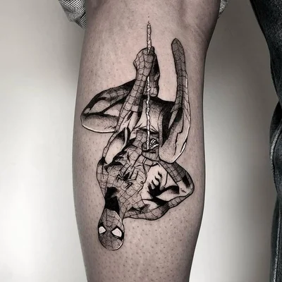 Rowan Starr tattoo 012