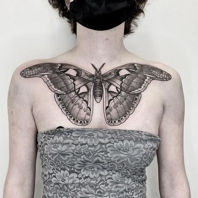Rowan Starr tattoo 019