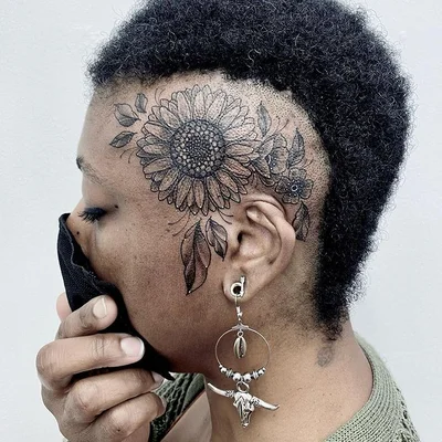 Rowan Starr tattoo 026