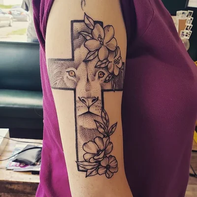 The Tattoo Coven tattoo 019
