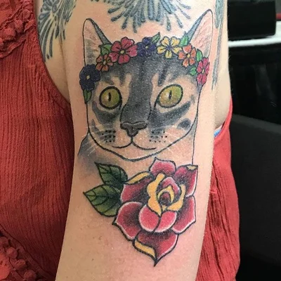 The Tattooed Lady tattoo 007