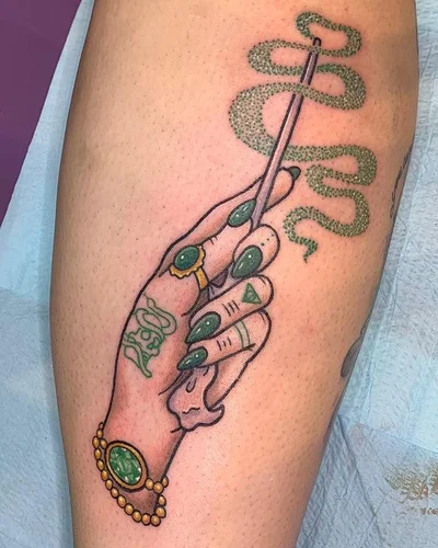 The Tattooed Lady tattoo 020