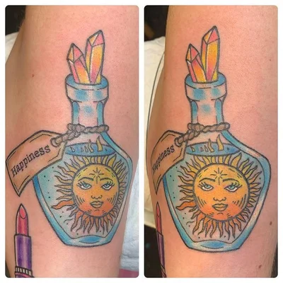 The Tattooed Lady tattoo 040