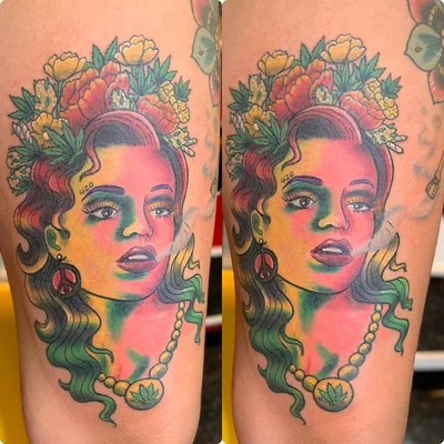 The Tattooed Lady tattoo 047