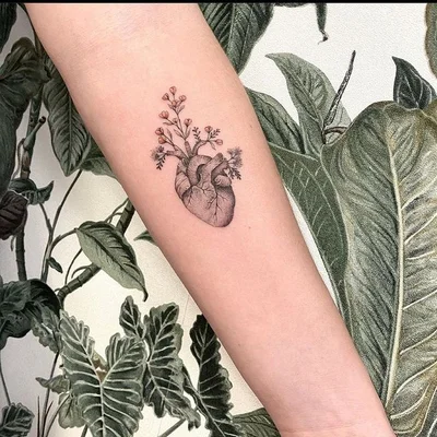 Jasmijn Bloemendaal tattoo 049