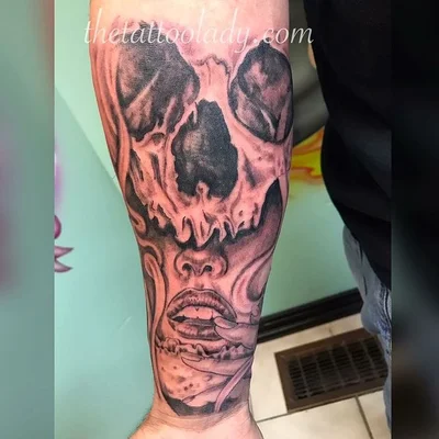 The Tattoo Lady tattoo 009