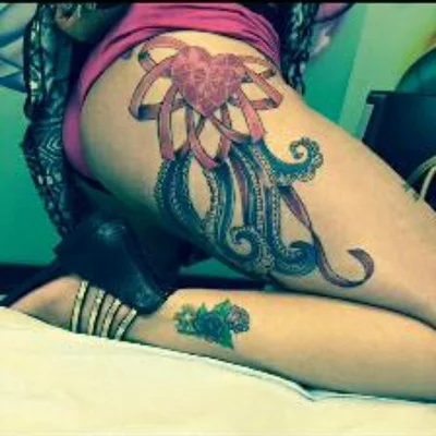 The Tattoo Lady tattoo 021