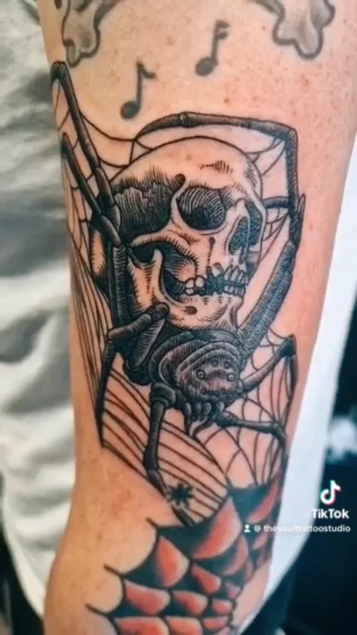 The Vault tattoo 027