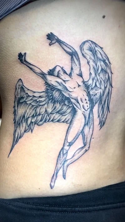 Lena Marrufo tattoo 023