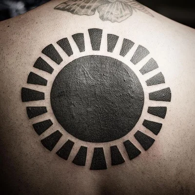Lena Marrufo tattoo 036