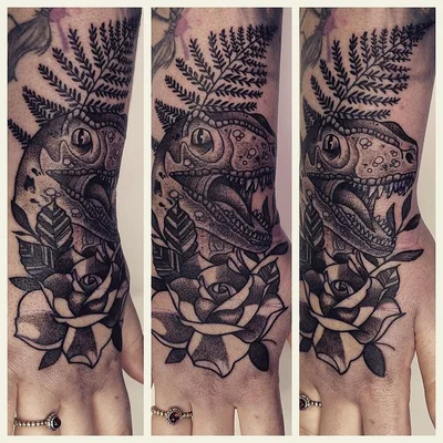 Emma Von B Tattooist tattoo 007