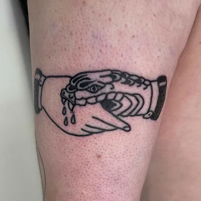 Emma Von B Tattooist tattoo 028
