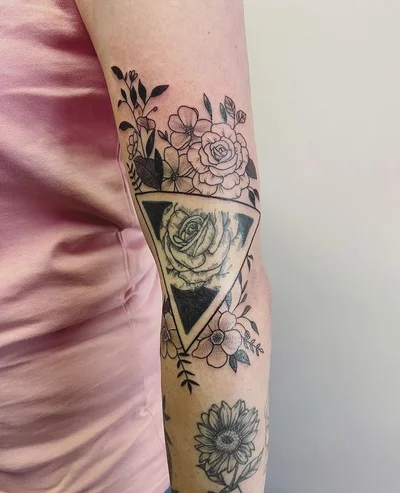 Emma Von B Tattooist tattoo 036
