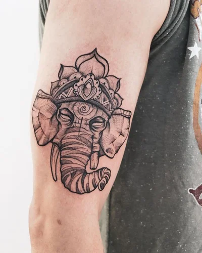 Thiago Pinhas tattoo 014