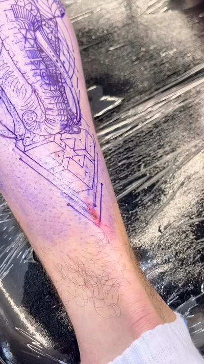 Thi Brandaõ tattoo 007