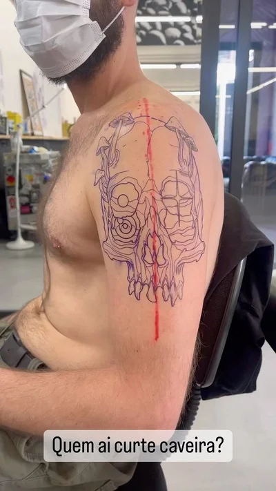 Thi Brandaõ tattoo 024