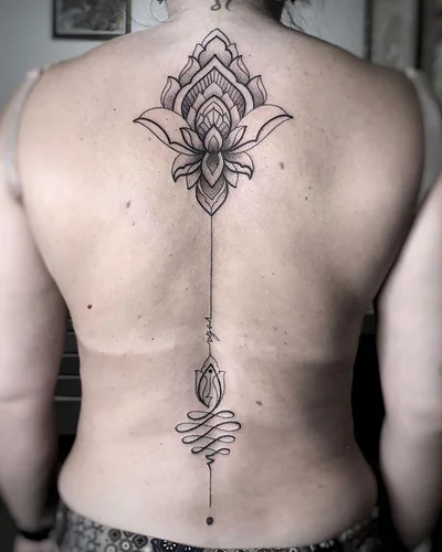 Thi Brandaõ tattoo 025